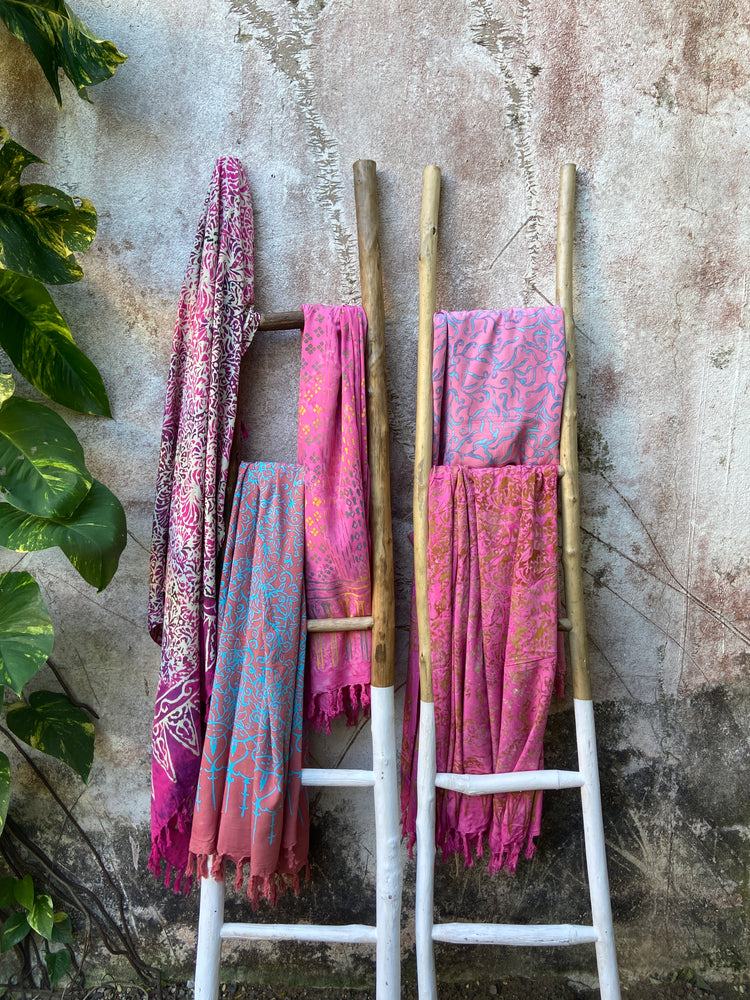 Pareo Sarong - Pink Collection